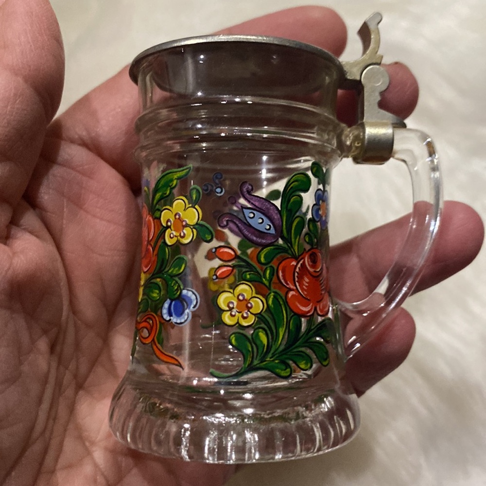 Steins - Picture 6 of 11